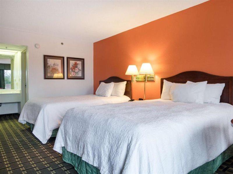 Dublin Inn And Suites Eksteriør billede