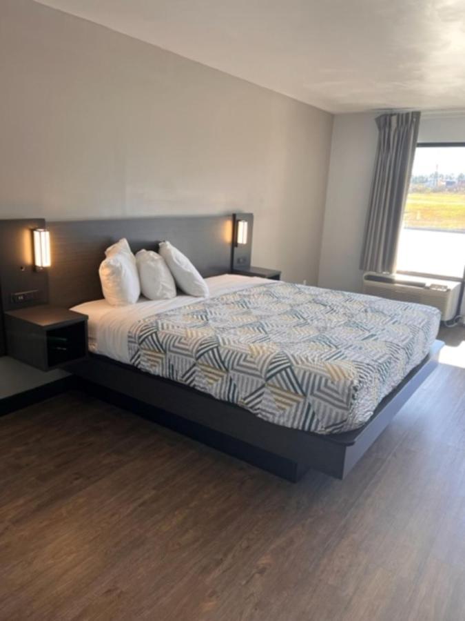 Dublin Inn And Suites Eksteriør billede
